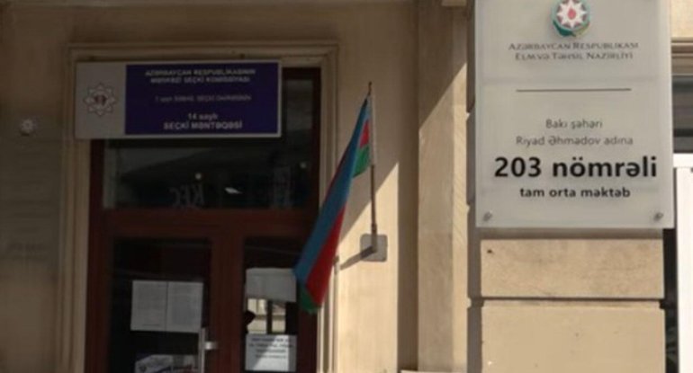 Bakıda məktəbdə şagirdlər arasında bıçaqlanma olub