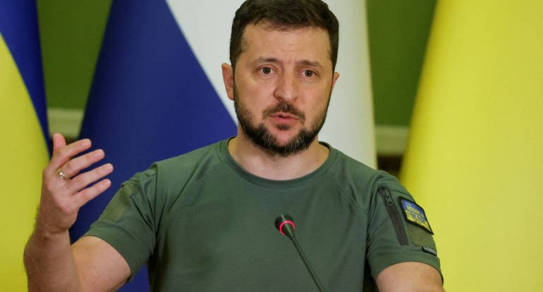 Zelenski: Rusiya İrana &ldquo;Şahed&rdquo; PUA-ları verir
