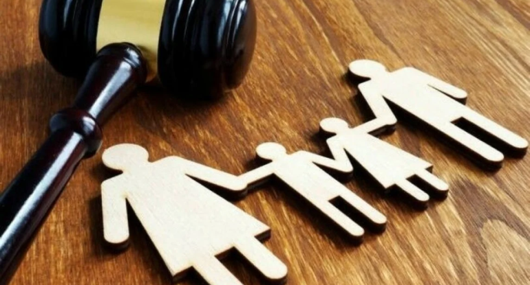 Azərbaycanda aliment ödəməyən 2344 nəfər həbs edilib - Cəza çıxış yoludurmu?