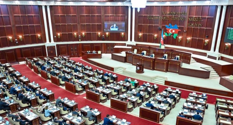 Milli Məclisin növbəti plenar iclası başlayıb