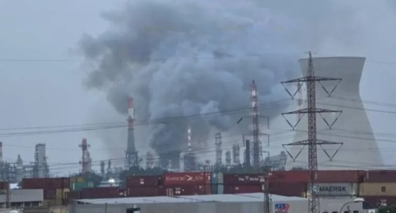 İran Hayfada NEZ-ə və elektrik stansiyasına hücum edib