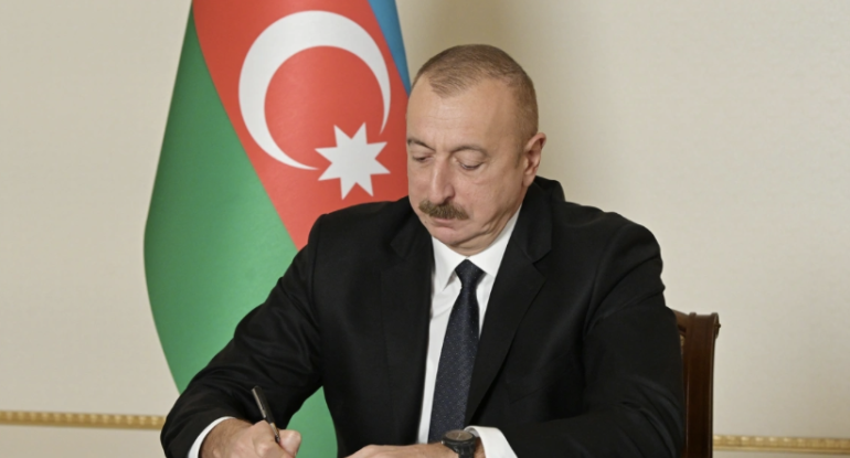Rəqəmsal inkişaf və nəqliyyat nazirinə yeni müavin təyin edilib