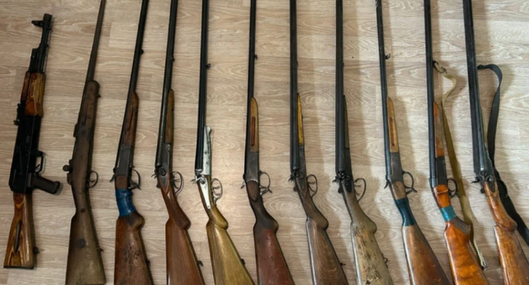 Qanunsuz saxlanılan avtomat və tüfəng aşkarlandı
