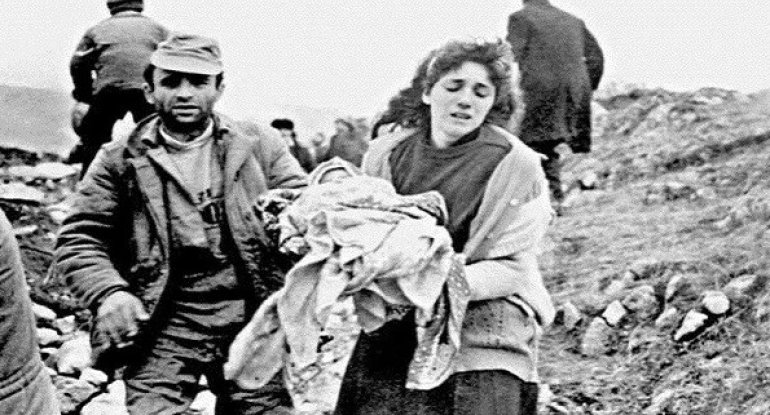 İllər sonra onu ölümdən qurtaran qəhrəmanla görüşdü - FOTO