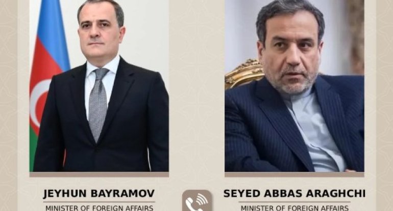 Ceyhun Bayramov iranlı həmkarı ilə Xəzər dənizi bölgəsində təhlükəsizliyi müzakirə edib
