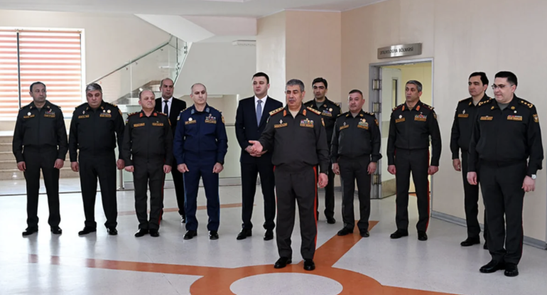 Müdafiə Nazirliyinin rəhbərliyi hərbi hospitalda olub