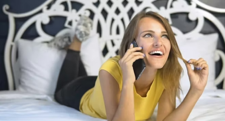 Telefonla 30 dəqiqədən çox danışmaq bu xəstəliyə səbəb olur