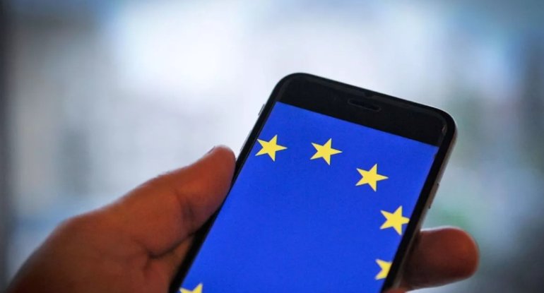 Səfər öncəsi şok tapşırıq: Telefonlar evdə qalmalıdır!