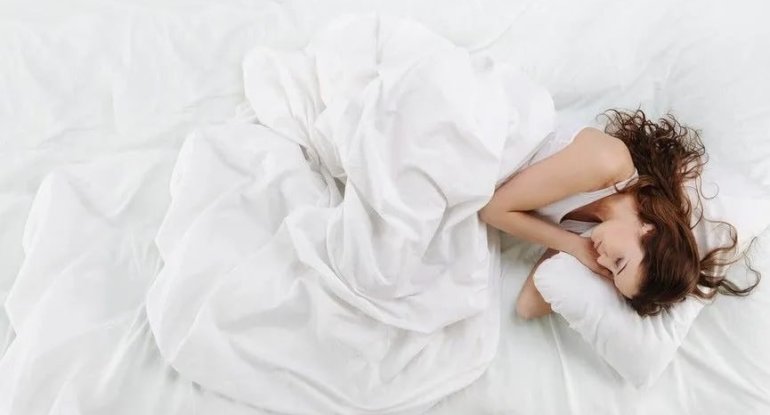Arıqlamaq üçün nə vaxt yatmaq lazımdır? &ndash; Həkimlər ideal saat aralığını açıqladı