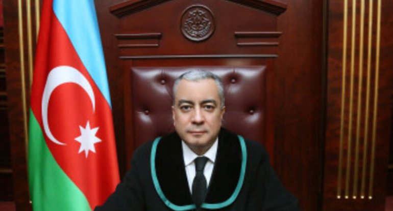 Məhkəmədə diz çöküb yalvardı... - Hakim qanuni qərarla sevindirdi