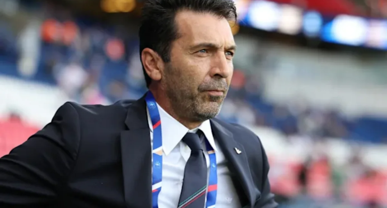 Buffon İtaliya millisindəki vəzifəsindən ayrıldı