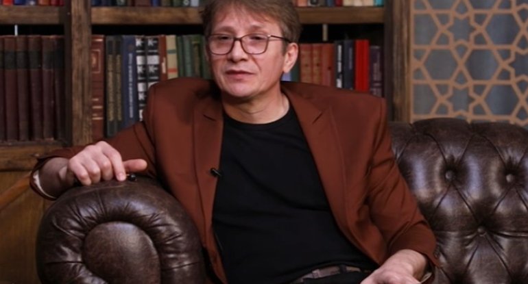 "Bizdə istedadlı, tərbiyəli insanları yox, məşhurları sevirlər"