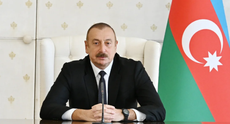 İlham Əliyev atəşkəslə bağlı Məsud Pezeşkianı təbrik edib