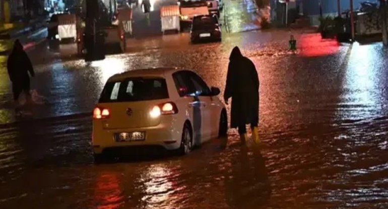 Türkiyədə sel nəticəsində 2 nəfər ölüb, 127 ev yararsız hala düşüb