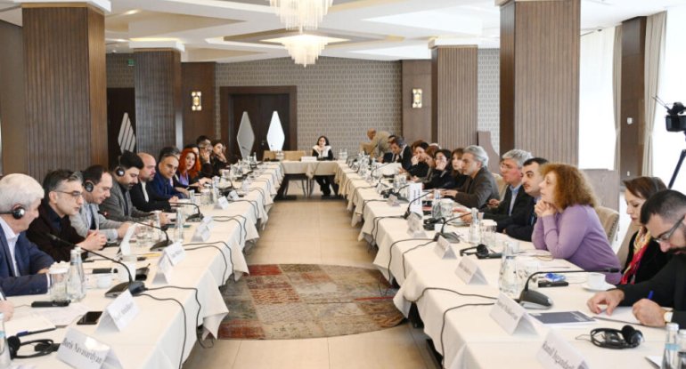 Qəbələdə Azərbaycan və Ermənistan arasında dəyirmi masa keçirilib - FOTO