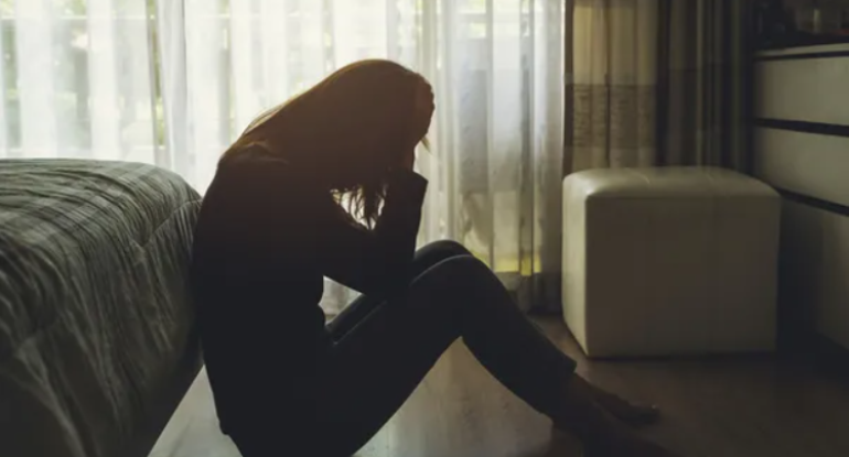 Qadınların nəzərinə: Bu vərdişlər hormonlarınızı məhv edir