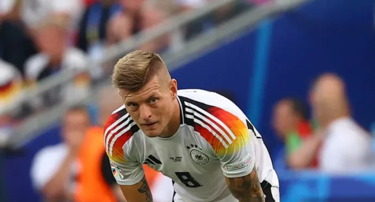 O, tarixin ən yaxşı qapıçısıdır - Kroos kimi deyir?