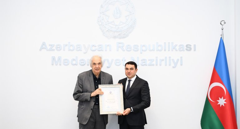 Yubileyi olan Xalq artistinə "Fəxri diplom" verildi - FOTO