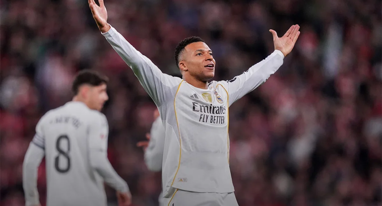 Mbappe: "Real Madrid"də çıxış etmək Tanrının bəxş etdiyi hədiyyədir"