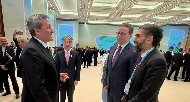 Rövşən Nəcəf Aşqabadda konfransda iştirak edib