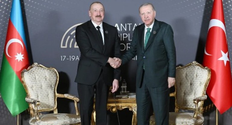 Antalyada İlham Əliyevlə Rəcəb Tayyib Ərdoğanın görüşü keçirilib