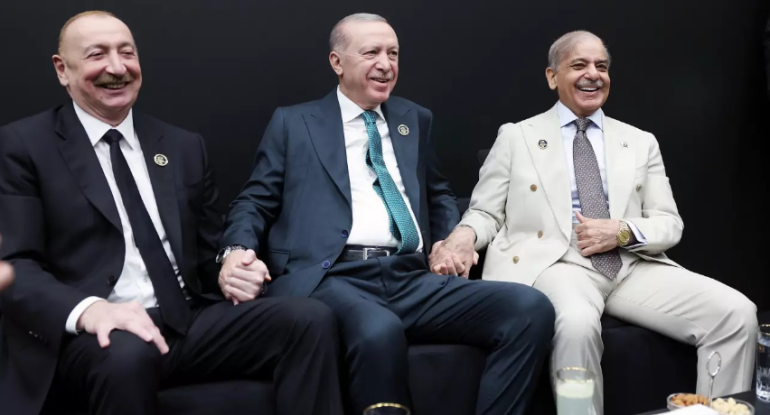 Danışan Foto: Üç liderdən dünyaya səssiz mesaj