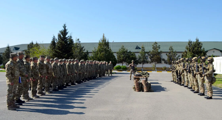 Hərbi vəzifəlilərlə təlim toplanışı başlayıb