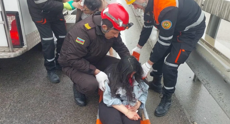 Kənar Dairəvi yolda DƏHŞƏTLİ QƏZA: ÖLƏN və xəsarət alanlar var - FOTO