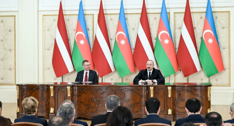 Azərbaycan və Latviya prezidentləri mətbuata bəyanatlarla çıxış ediblər - YENİLƏNİB