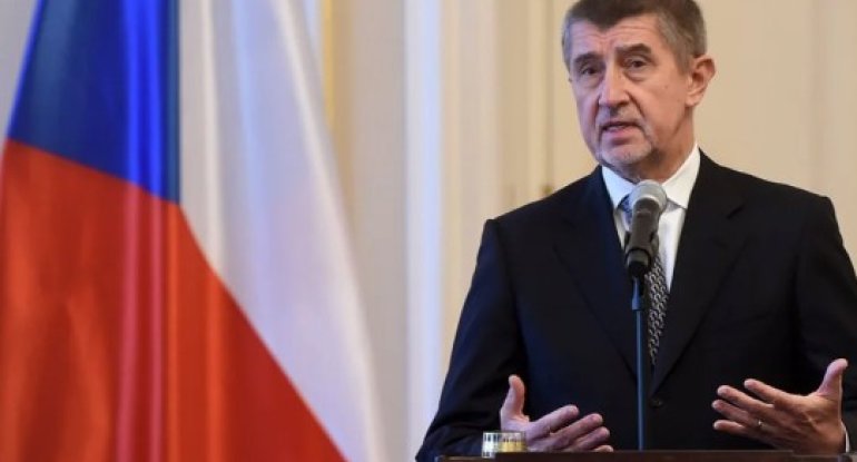 Andrey Babiş Azərbaycana rəsmi səfərə gəlib