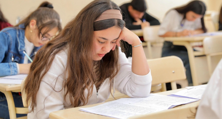 Bu ildən məzunlar attestatı onlayn alacaq
