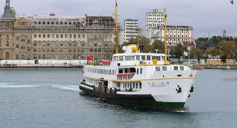 &ldquo;İtaliyaya gedir&rdquo; deyib sərnişin gəmisinə mindirdi &ndash; İstanbulda 6 min avroluq dələduzluq