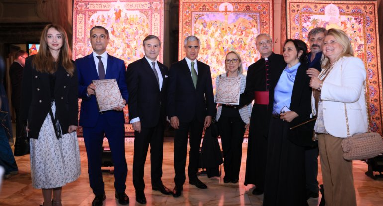 Vatikanda Heydər Əliyev Fondu ilə birgə layihələrin təqdimatına həsr olunan tədbir keçirilib - FOTO