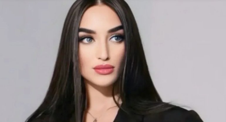 Alyona Əliyeva rəssam Rəşad Mehdiyevin sərgisinin açılış mərasimindən paylaşım edib - FOTO