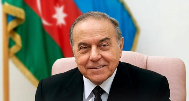 Azərbaycan XİN Heydər Əliyevlə bağlı paylaşım edib