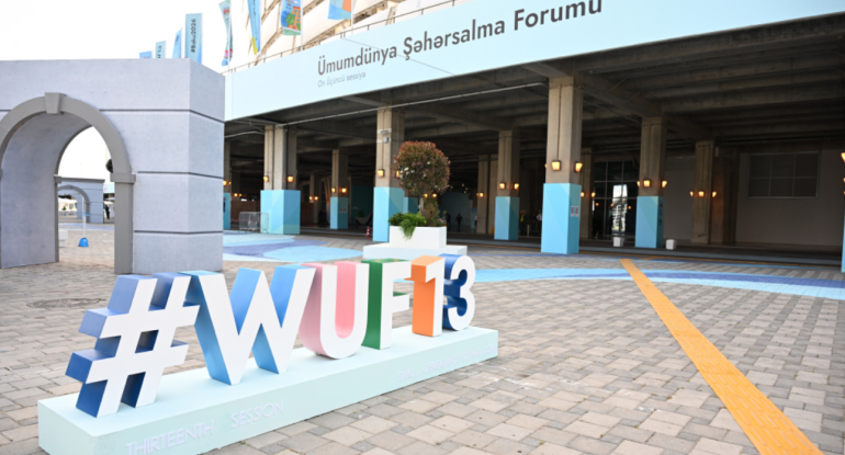 WUF13-ün "Media mərkəzi"ndə eyni vaxtda 400 media nümayəndəsi işləyə bilər