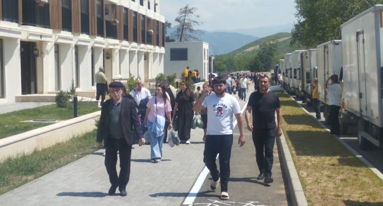 Növbəti köç karvanı Zəngilan şəhərinə çatıb - FOTO - YENİLƏNİB