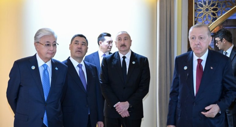Prezident və TDT-nin qeyri-rəsmi Zirvə görüşünün digər iştirakçıları Türküstanda bir sıra mədəni məkanlarla tanış olublar