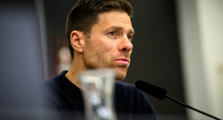 "Çelsi" Xabi Alonso ilə danışıqlara başlayıb