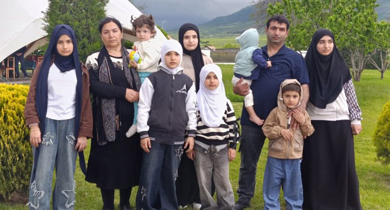 10 uşaqlı ailə də Xocalıya köçdü