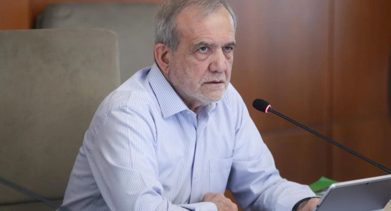 Pezeşkiandan sensasion açıqlamalar: "Həmişəlik müharibə etmək niyyətindəsiniz?"