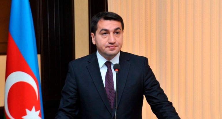 Hikmət Hacıyev: Azərbaycana qərəzli yanaşanlara qrant verənlərin sayı azalıb