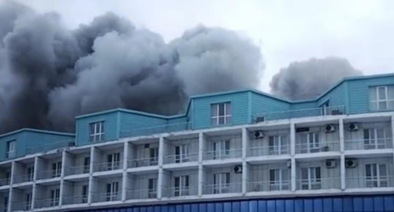 Bakıda məşhur hotel YANIR - VİDEO