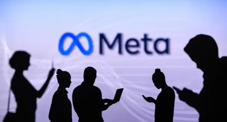 "Meta" yeddi min işçisini süni intellekt bölməsinə keçirir