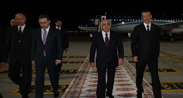 Əli Əsədov Türkmənistanda işgüzar səfərdədir