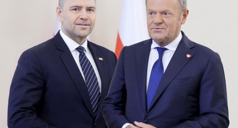 Tusk Polşa hökumətinin təcili iclasını çağırdı