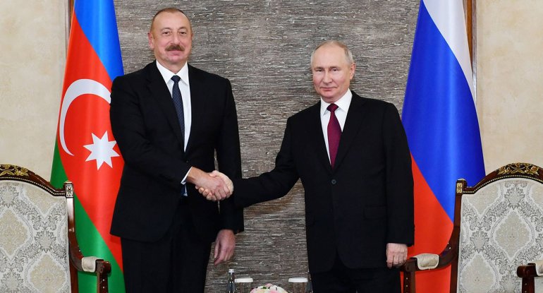 Putin İlham Əliyevi təbrik etdi