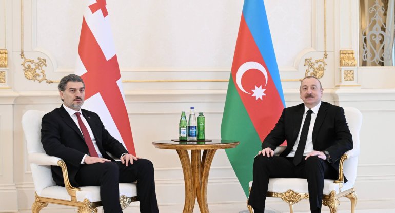 İlham Əliyev Gürcüstan Prezidentini təbrik etdi