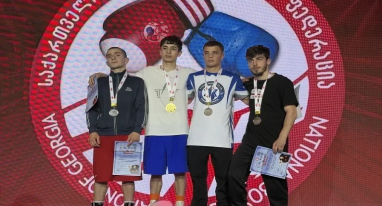 Azərbaycan boksçuları Batumidə beynəlxalq turnirdə 5 medal qazanıb