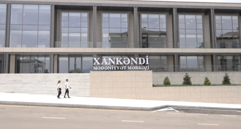 Xankəndidə ötən əsrin sonlarında inşa edilən Mədəniyyət Mərkəzi yenidən istifadəyə verilib